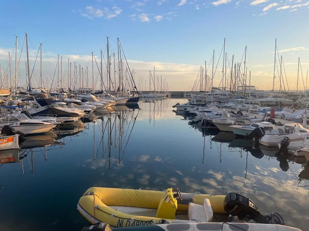 公寓 瓦洛里Le Coeur De Golfe Juan - Aircon - 9 Min To Sea公寓